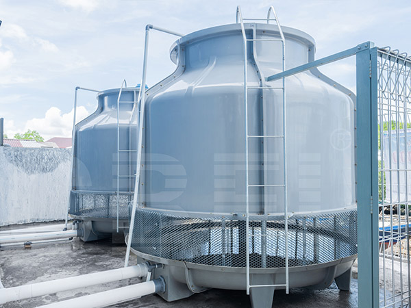 2 máquinas para hacer hielo en bloque de enfriamiento directo de 15 toneladas para un cliente indonesio