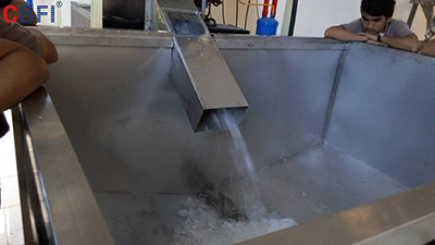 CBFI- Máquina para Fabricar Hielo en Tubos de 5 Toneladas en Indonesia